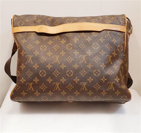 abessemer louis vuitton messenger bag|LOUIS VUITTON Monogram Abbesses Messenger Bag.